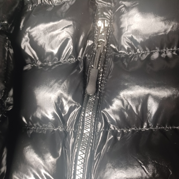 Men's Black Puffer Jacket with Red and White Stripes - Picture 8 of 12